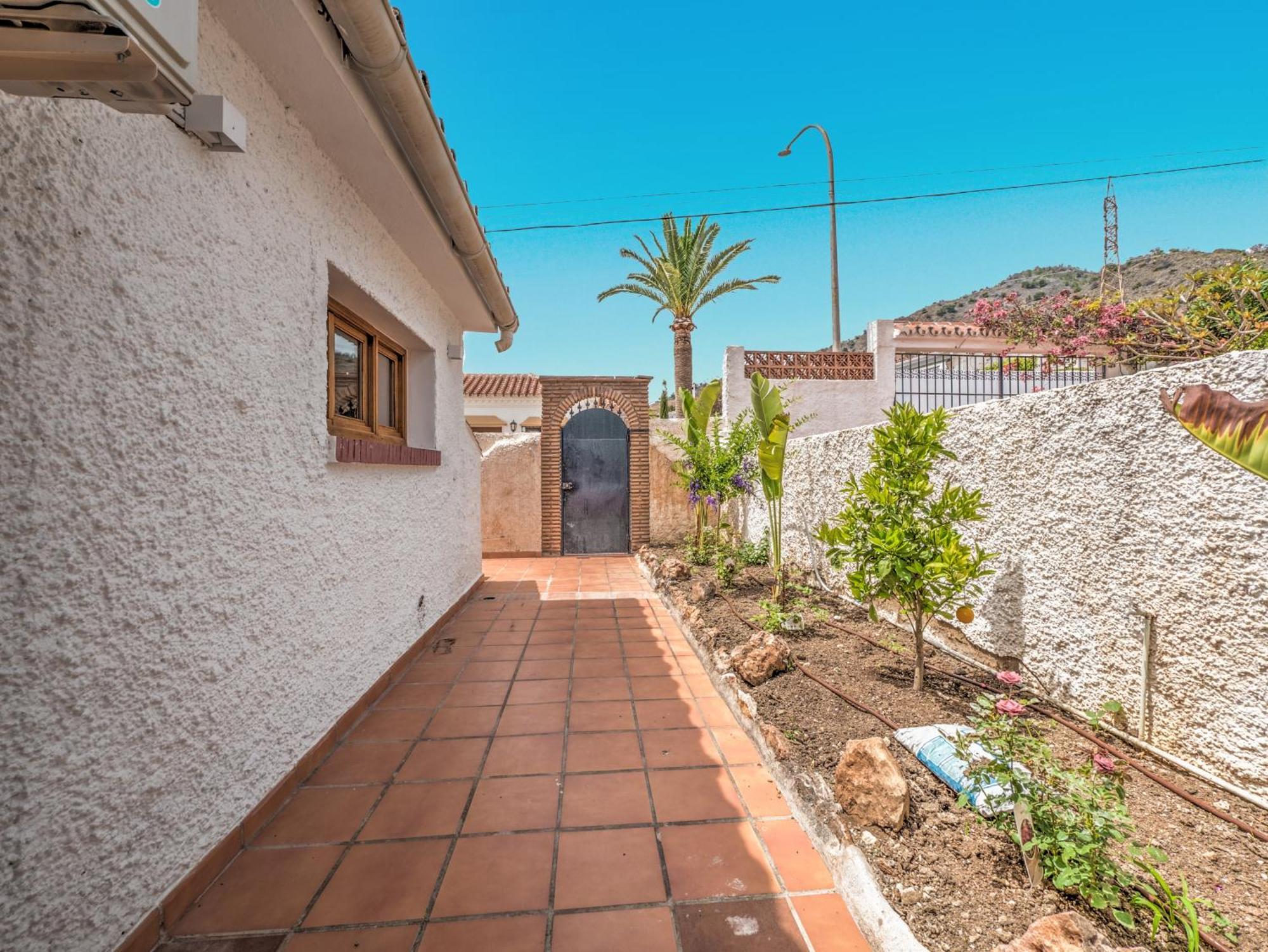 Hébergement de vacances In Mediterranean Style With Private Pool *