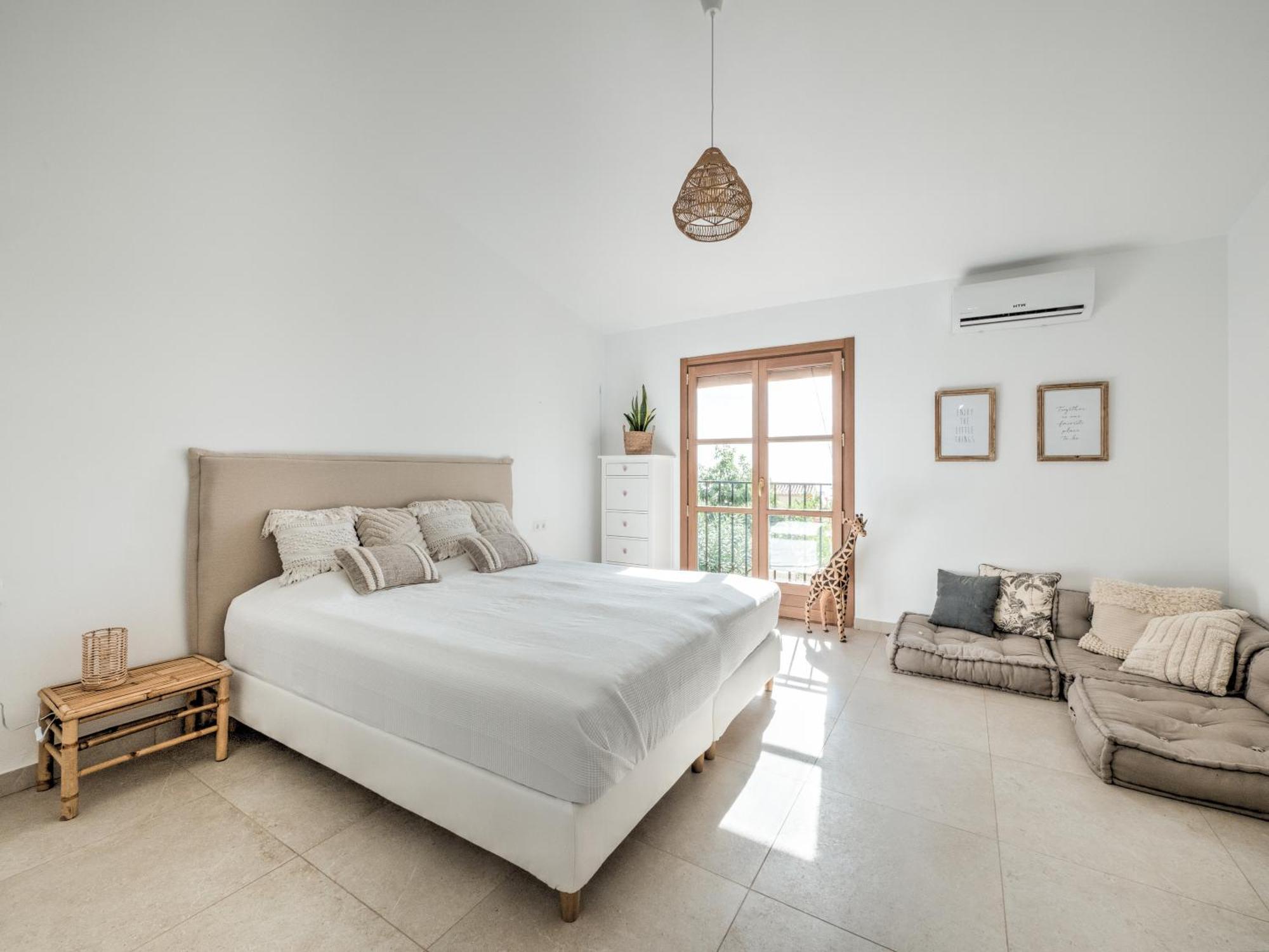Hébergement de vacances In Mediterranean Style With Private Pool Nerja